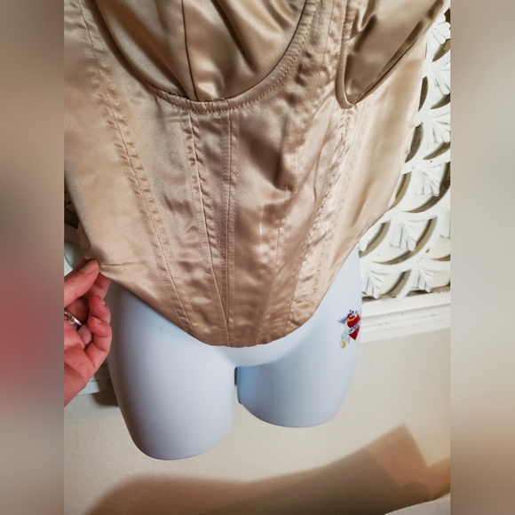 NWT Fashion Nova Corset Boustier Top In Satin 1X - Picture 4 of 13